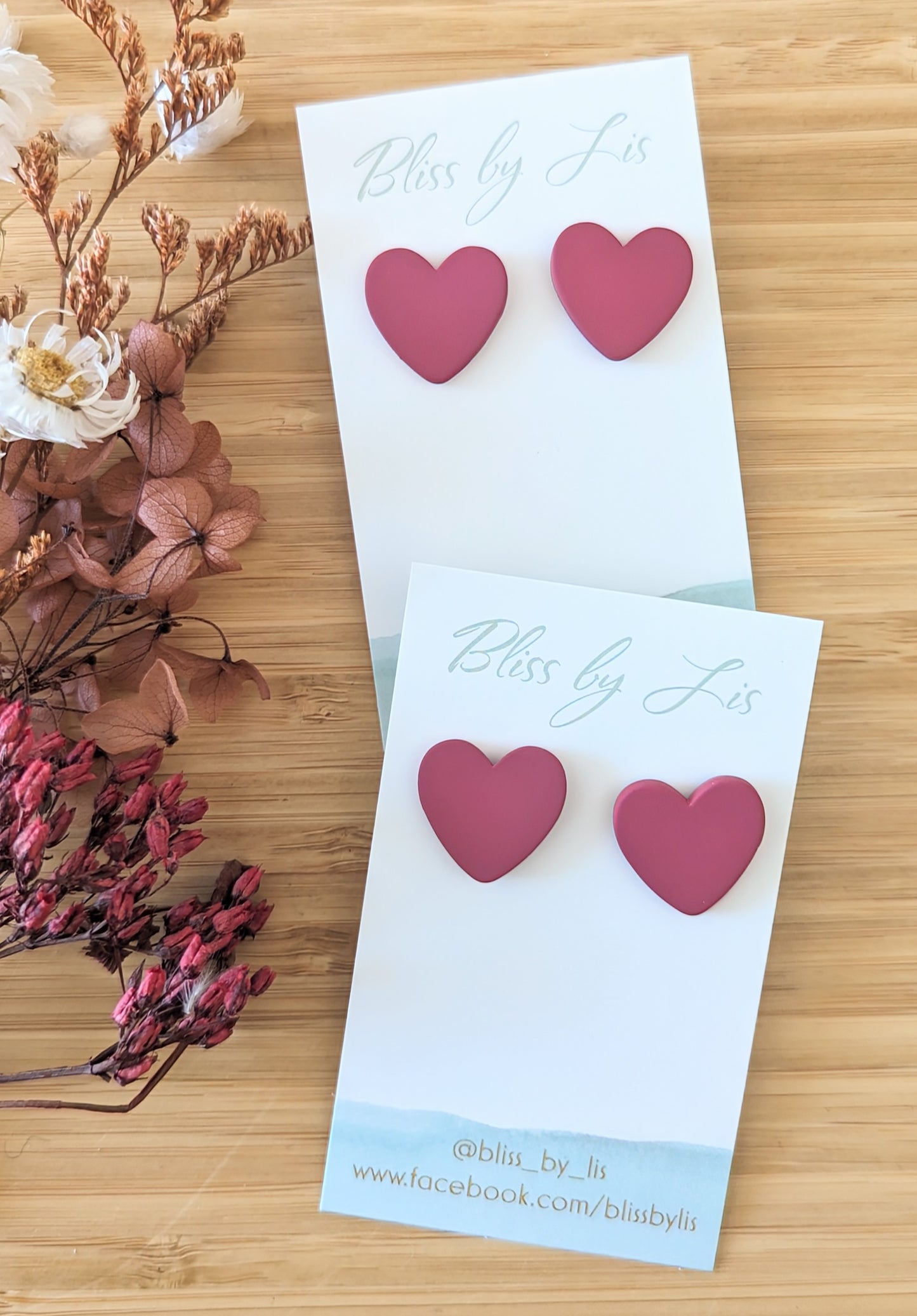 MAUVE PINK HEART STUDS