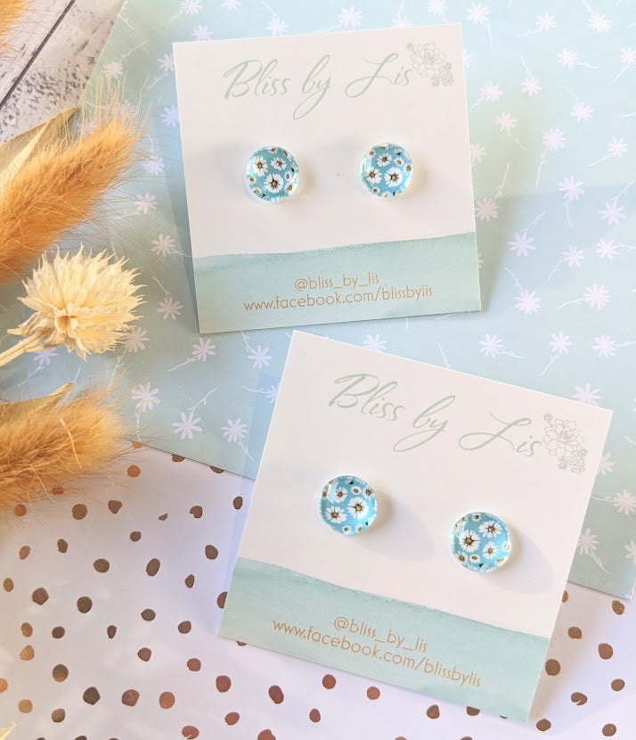 BLUE DAISY STUDS